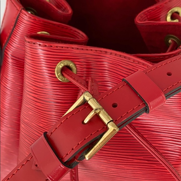 ❤️ LOUIS VUITTON Epi Noe Castillan Red ❤️ - Picture 3 of 14